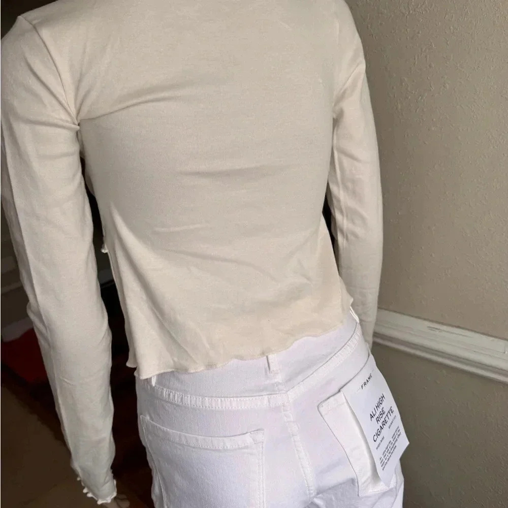 Urban Outfitters Cream Tie Front Long Sleeve Top Size Small NWOT - Picture 6 of 8